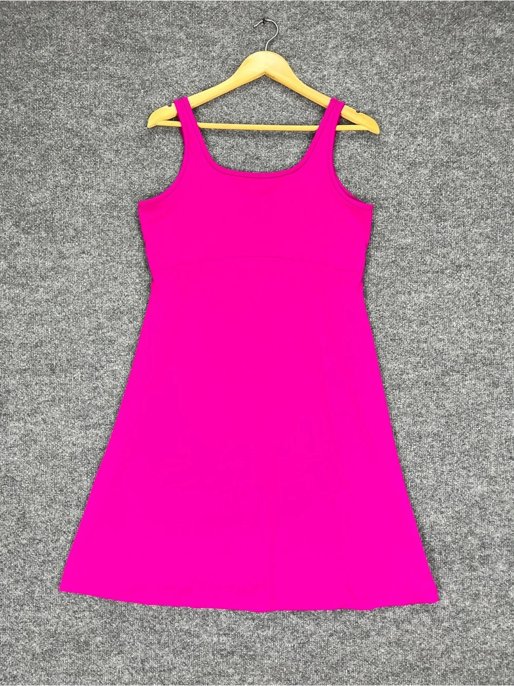Columbia PFG Tank Dress Women’s Large Bright Pink Stretch Activewear Outdoor - Picture 1 of 7